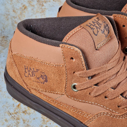 Vans Clothing & Shoes Vans Skate Half Cab Shoes Golden Brown / Gum