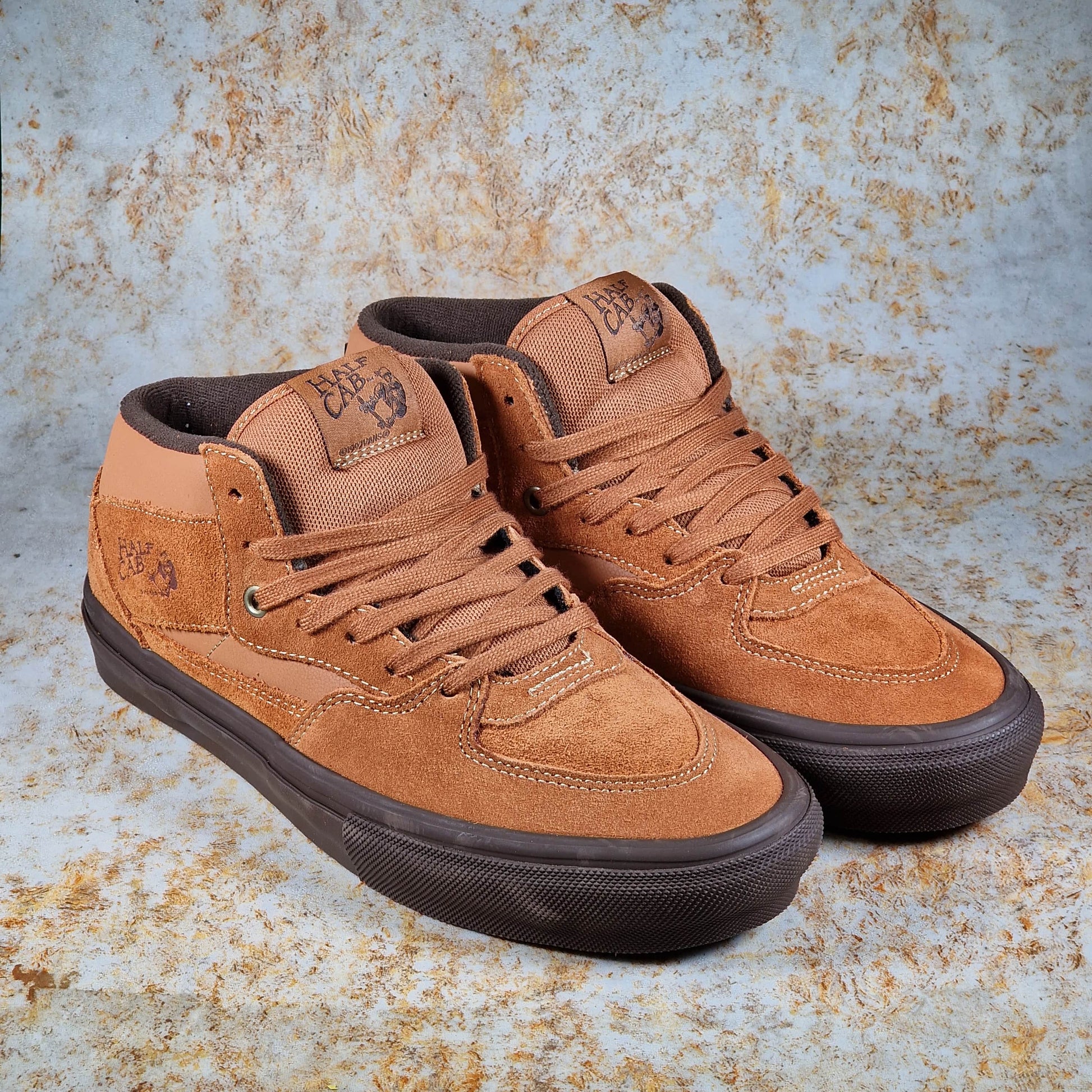 Vans Clothing & Shoes Vans Skate Half Cab Shoes Golden Brown / Gum