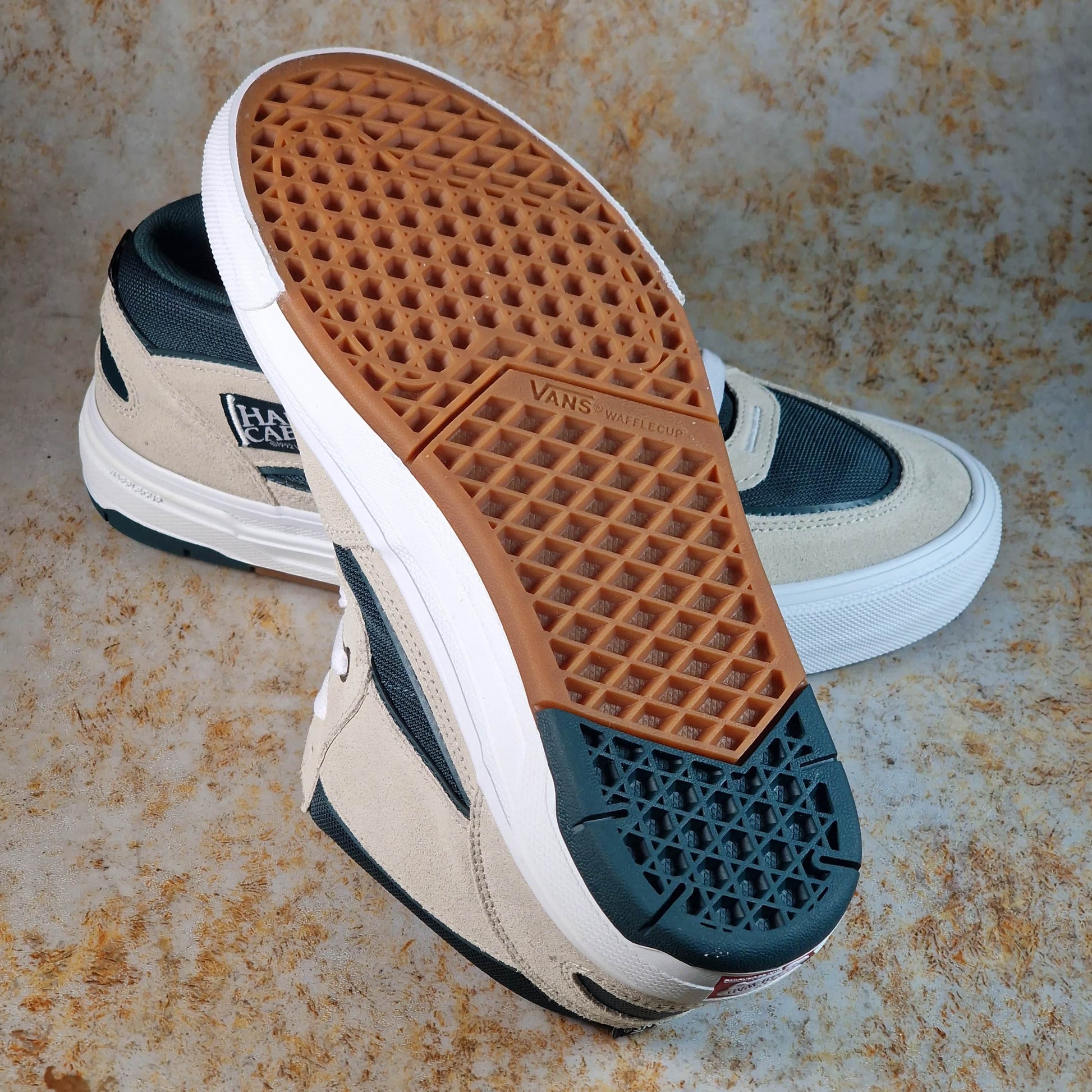Vans Clothing & Shoes Vans Skate Half Cab Wafflecup Shoes Oatmeal / Deep Teal