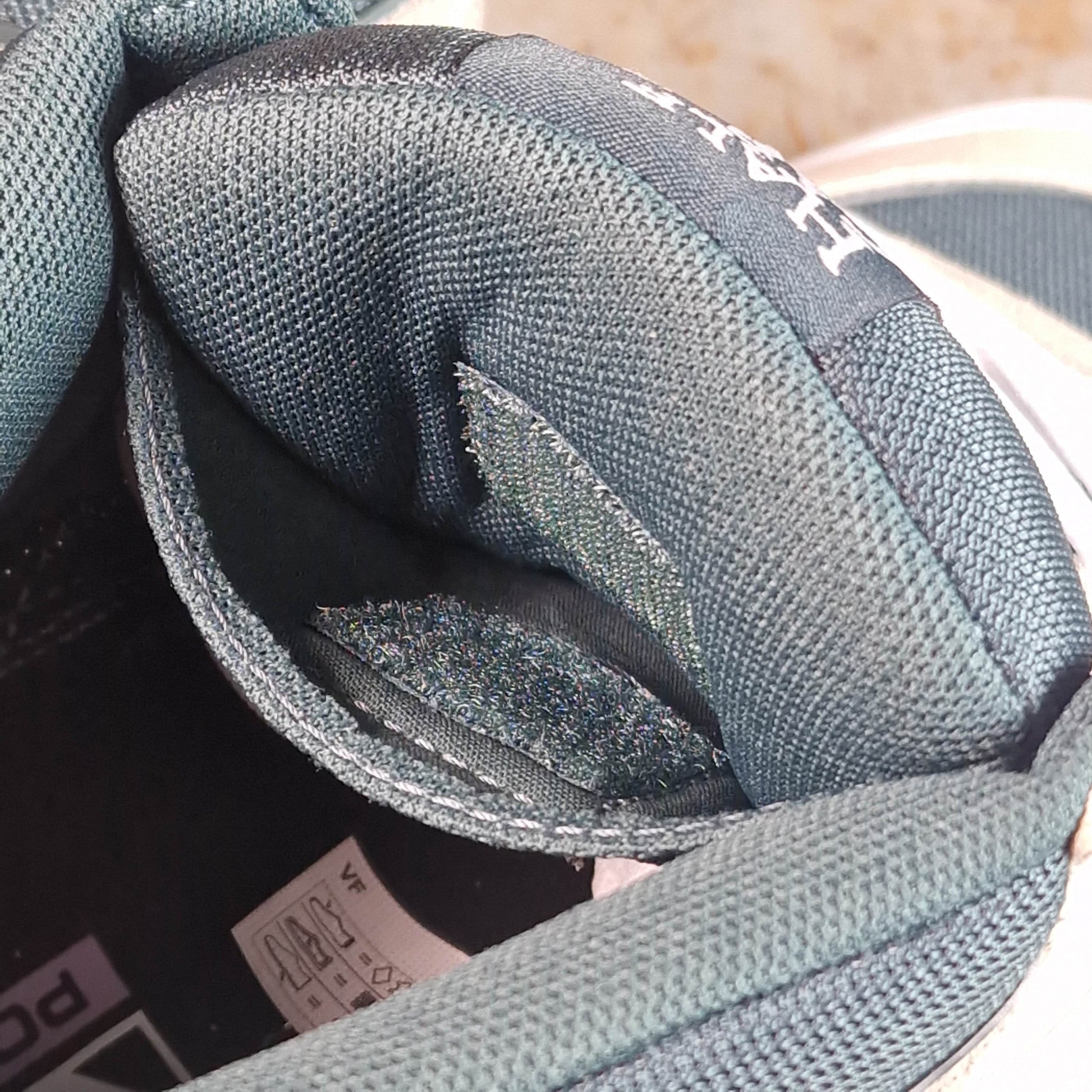 Vans Clothing & Shoes Vans Skate Half Cab Wafflecup Shoes Oatmeal / Deep Teal