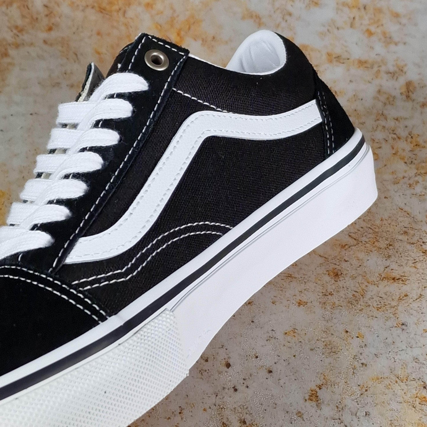 Vans Clothing & Shoes Vans Skate Old Skool Shoes Black / White