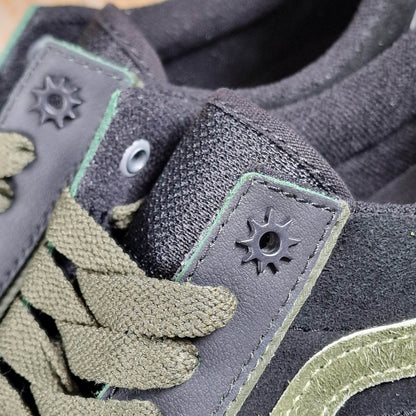 Vans Clothing & Shoes Vans x Willow Skate Old Skool Wafflecup Shoes Green / Black