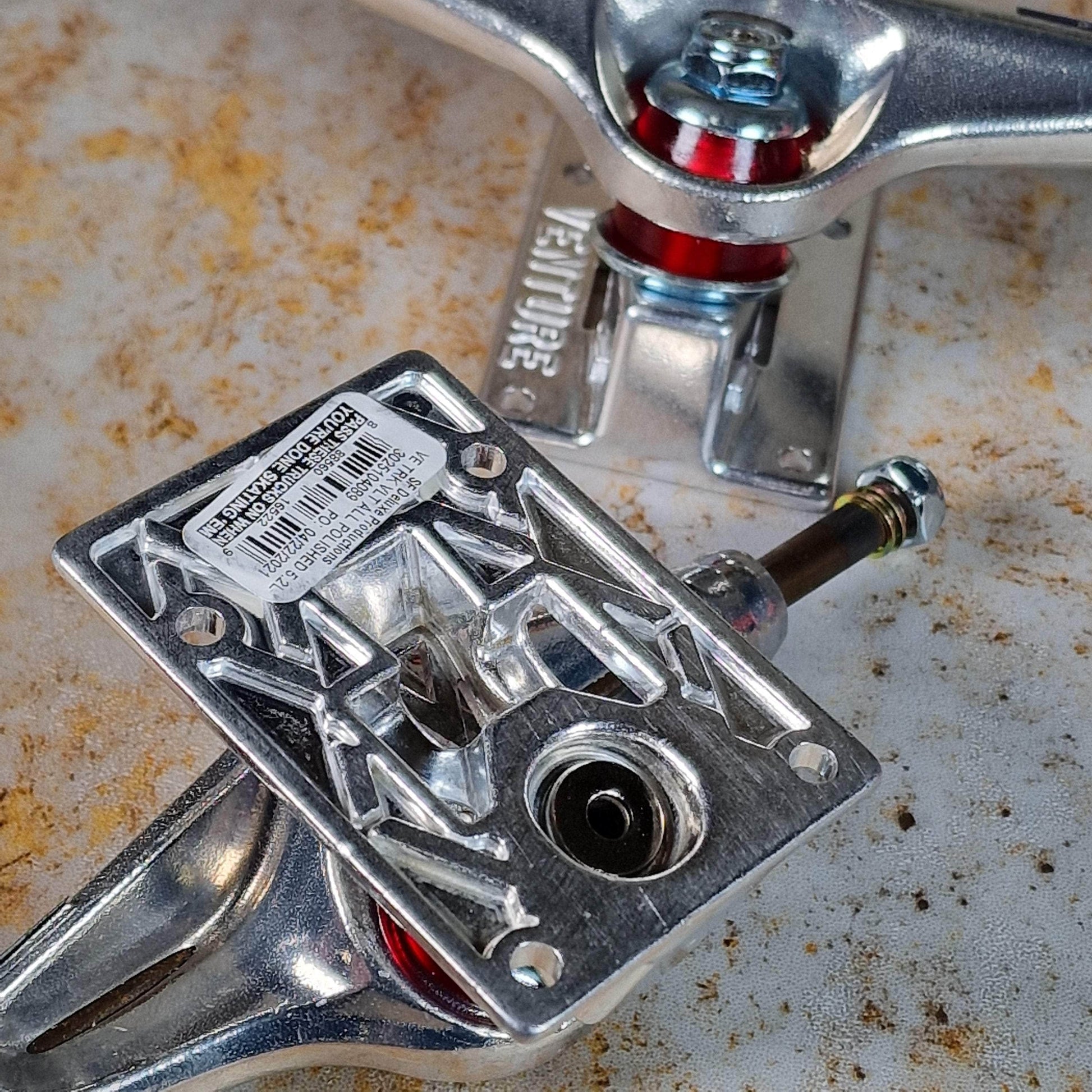 Venture Skateboards Venture V Light Low Skateboard Trucks Polished Pair