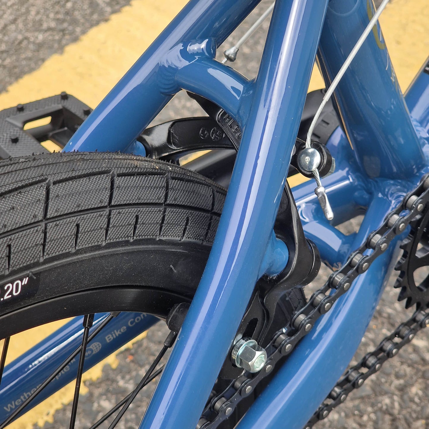 We The People BMX Bikes Midnight Blue Metallic We The People Aerox 16 inch Bike Midnight Blue Metallic