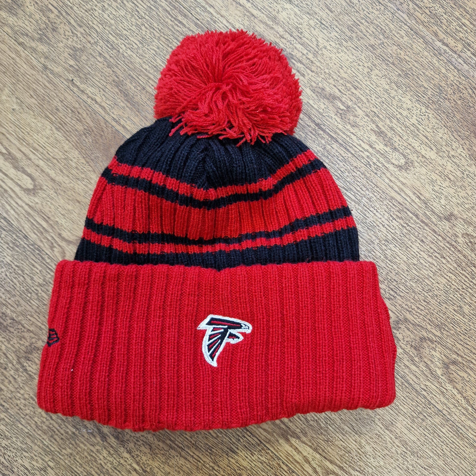 New Era Clothing & Shoes Atlanta Falcons NFL 2022-2023 New Era Sport Knit Beanie