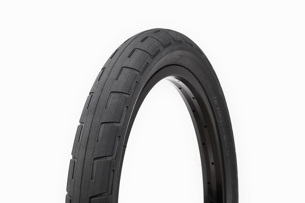 2.4&Prime; &ndash; 670g</p> <div> &nbsp;</div> " BMX Parts BSD Donnastreet Folding Tyre Black