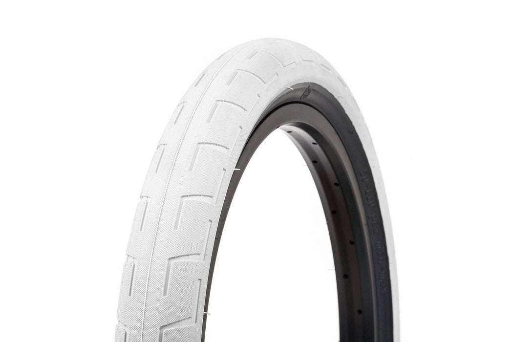 2.4&Prime; &ndash; 730g</span></p> <style type="text/css"> p.p1 {margin: 0.0px 0.0px 0.0px 0.0px; font: 12.0px Arial}</style> " BMX Parts BSD Donnastreet Tyre White