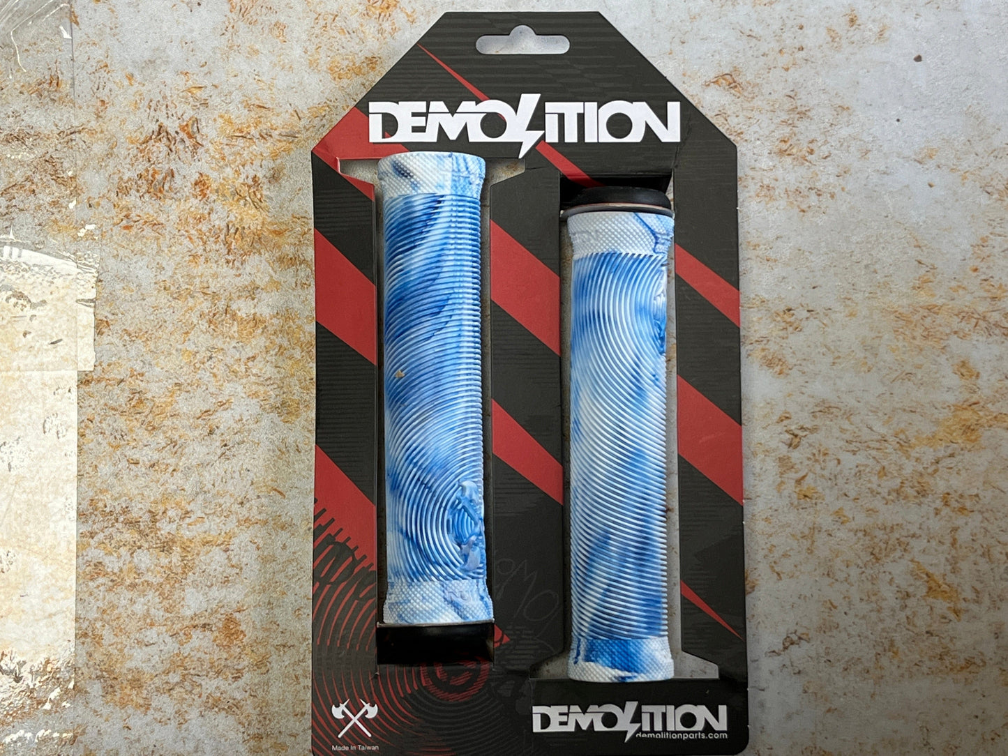 Demolition BMX BMX Parts White/Blue Demolition Axes Flangeless Grips