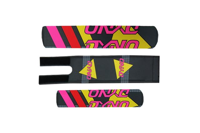 GT Old School BMX Dyno GT BMX 1987 Design Pad Set Black / Pink