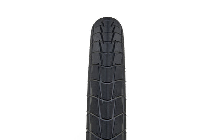 Eclat Predator Tyre