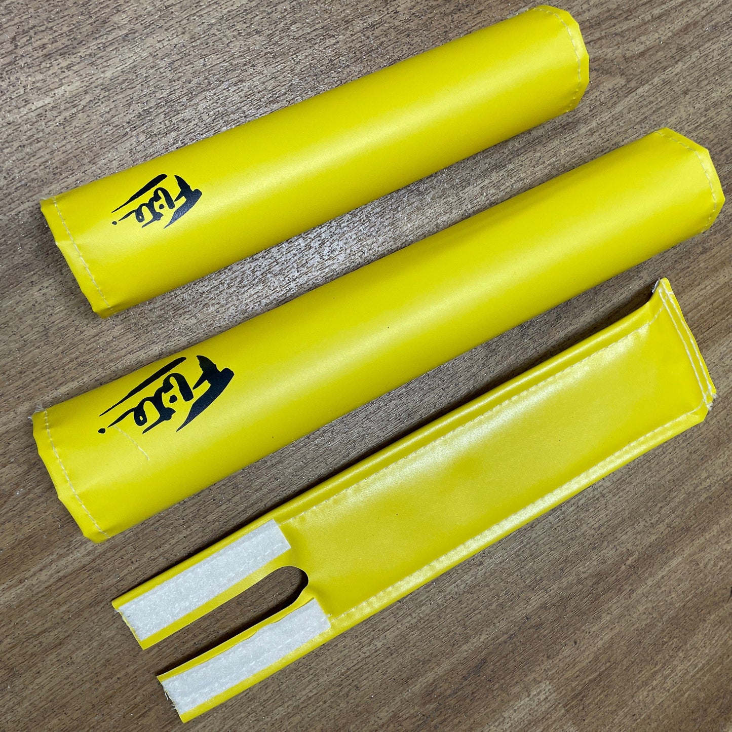 Flite Old School BMX Yellow with Black Flite Old School BMX 3 Piece Pad Set with 80's Logo