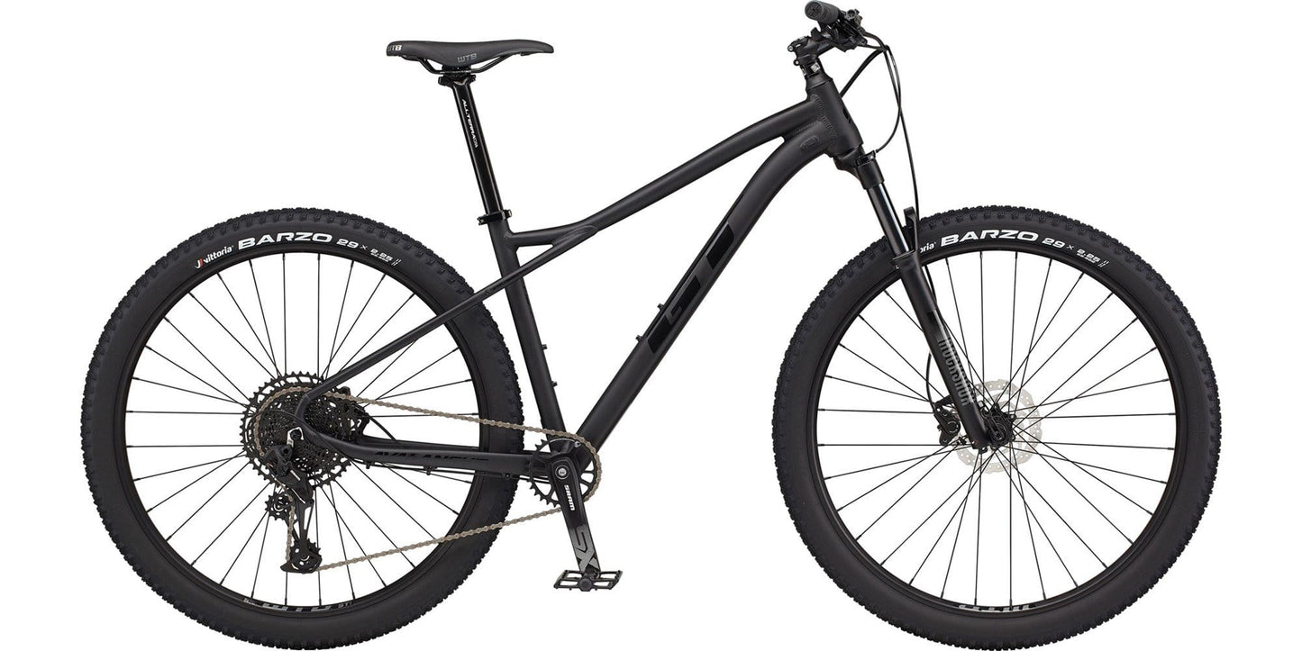 GT Avalanche Expert Mountain Bike Matte Black