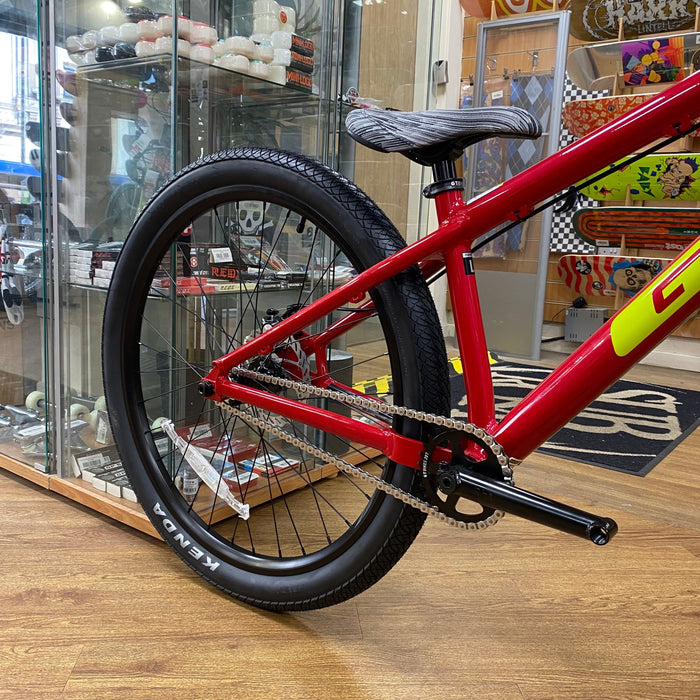 GT Bikes GT 2021 LaBomba Hardtail Dirt Jump Bike Red Medium