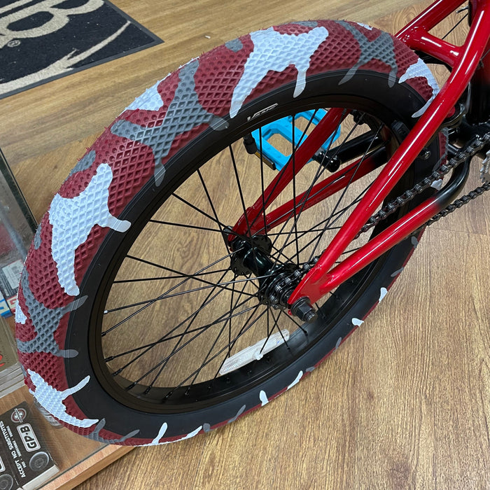 GT BMX Bikes Red/Black Fade GT 2021 Slammer Bike Red / Black Fade with Red Camo Tyres