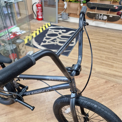 GT BMX Bikes 20 / Gun Metal Grey GT 2023 Slammer Conway Gun Metal Grey