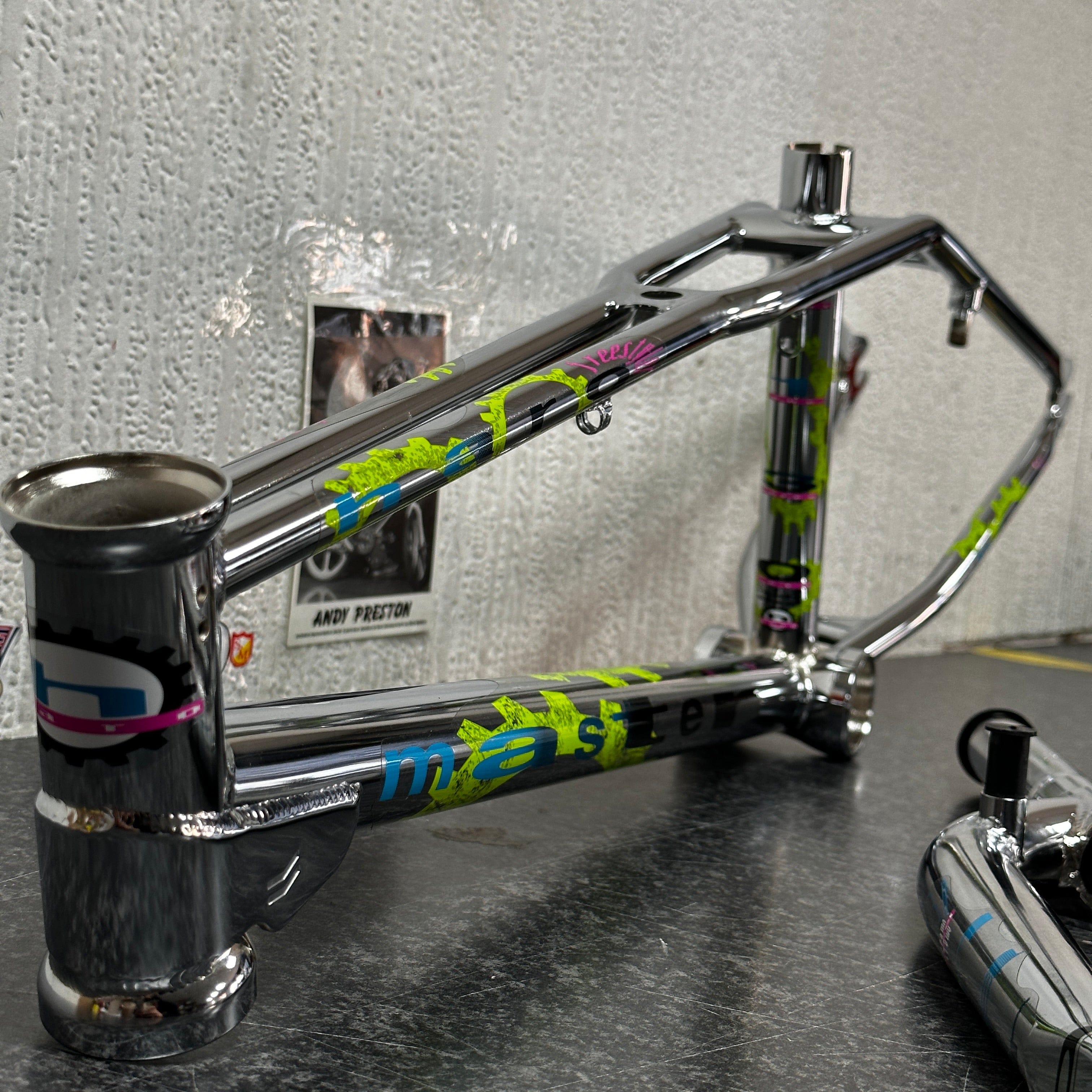 Haro lineage frame online