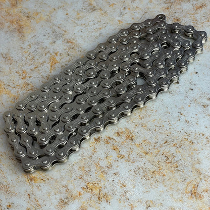 Izumi BMX Parts Silver Izumi 3/32" Chain Silver