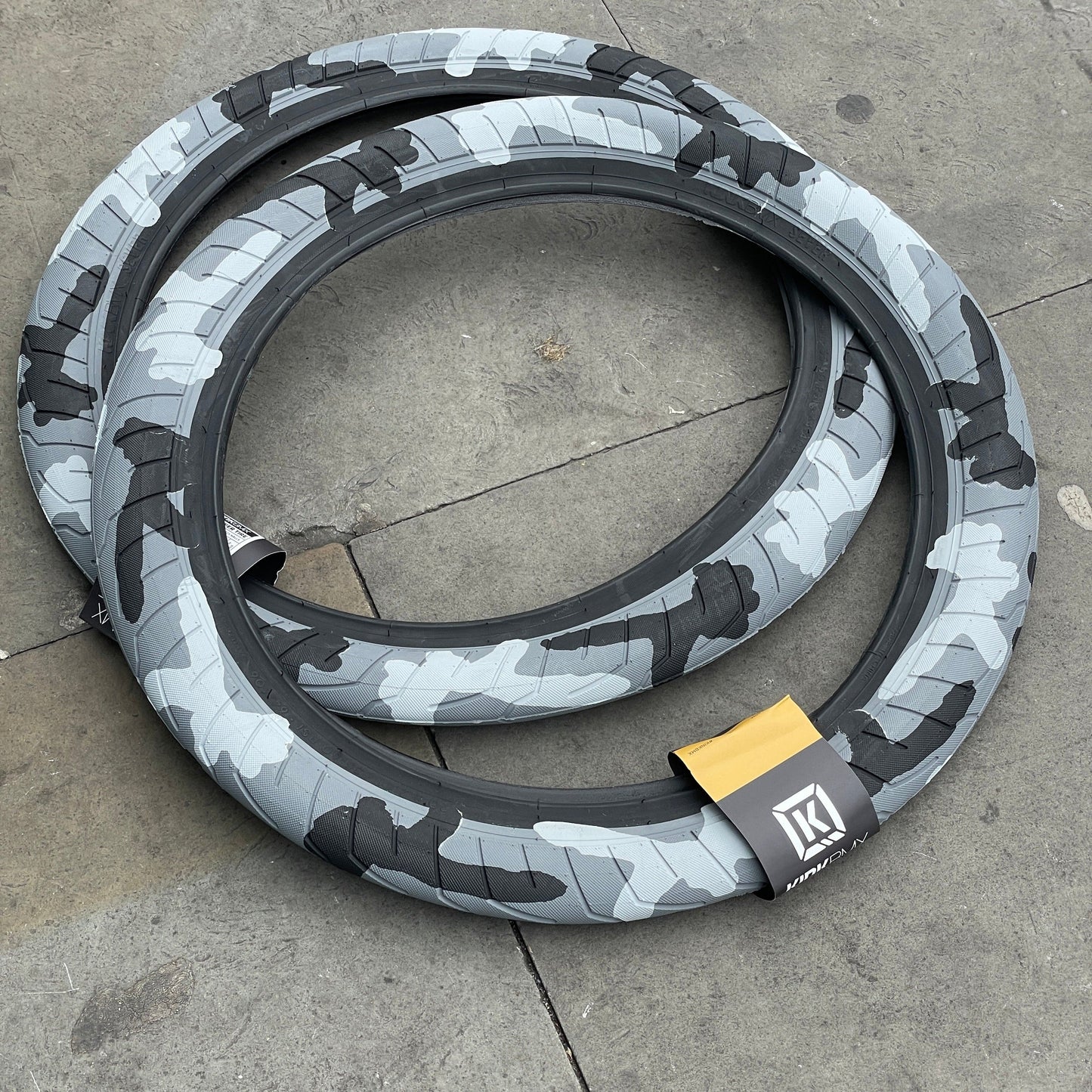 Kink BMX Parts 2.4 / Grey Camo Kink Sever 2.40 Tyre Grey Camo With Black Sidewall