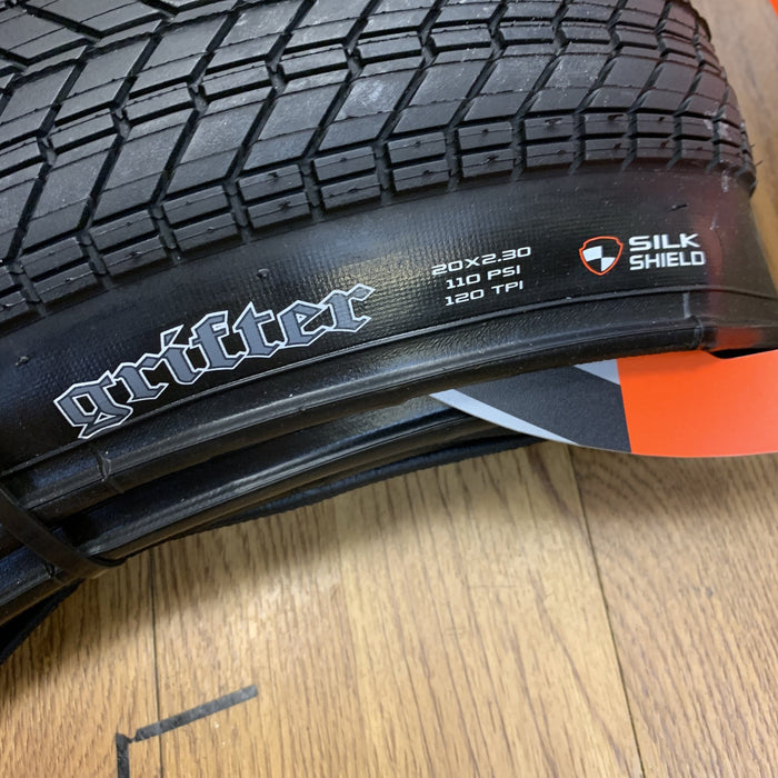 Maxxis Grifter 20 Inch Dual Compound Folding SilkShield Tyre