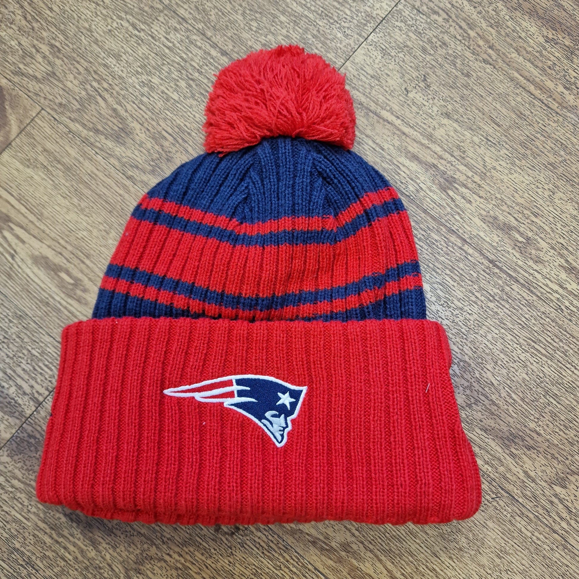 New Era Clothing & Shoes New England Patriots NFL 2022-2023 New Era Sport Knit Beanie