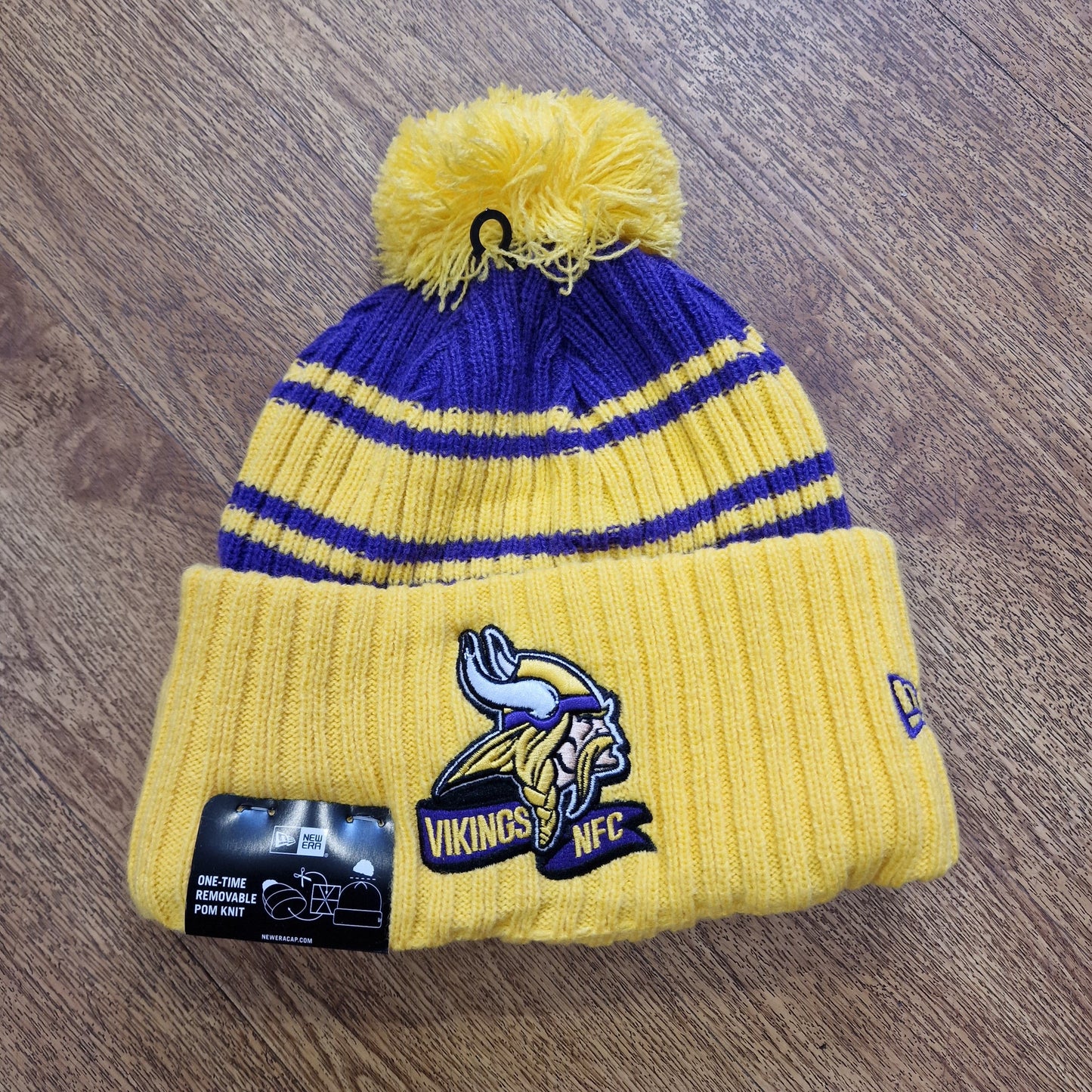 New Era Clothing & Shoes Minnesota Vikings NFL 2022-2023 New Era Sport Knit Beanie