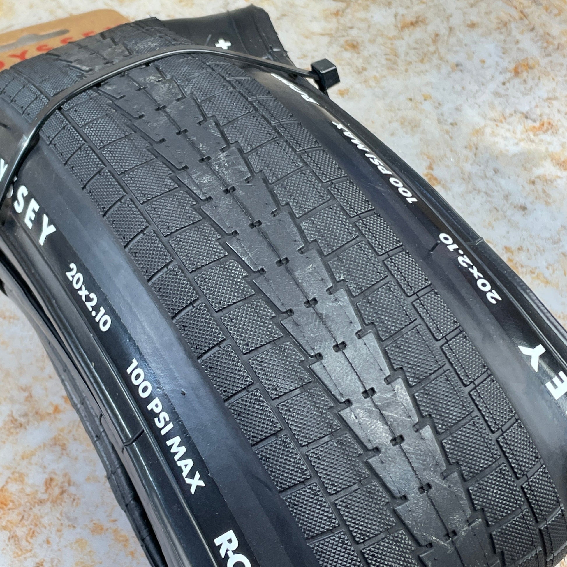 Odyssey Super Circuit K-Lyte Tyre Black