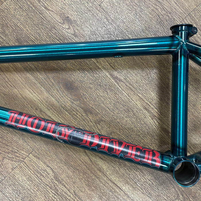 S and m 2024 holy diver frame