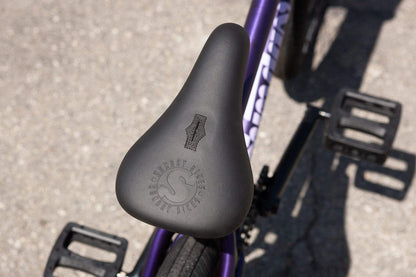 Sunday BMX Bikes Sunday 2022 Scout 20.75 TT Bike Matte Trans Purple