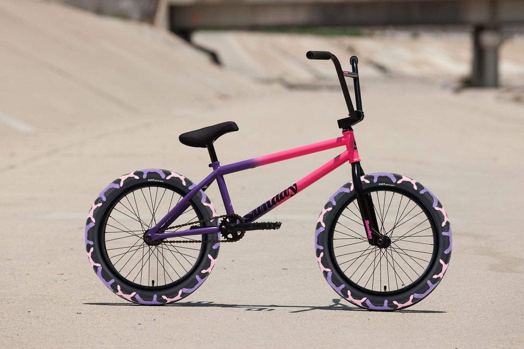 Sunday BMX Bikes Sunday 2022 Street Sweeper 20.75" TT Bike Matte Hot Pink x Grape Fade With Purple Camo Tyres