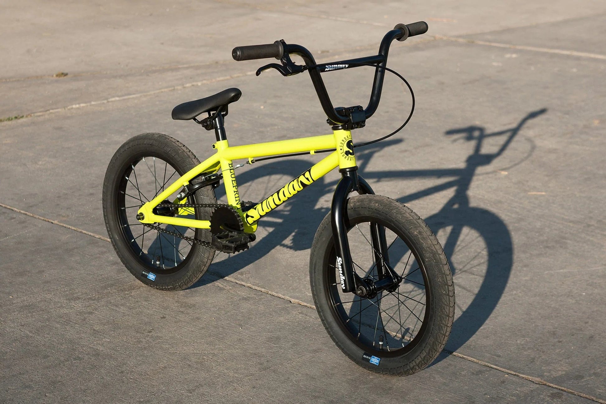 Sunday BMX Bikes Gloss Bright Yellow Sunday Bikes 2023 Blueprint 16 Inch Bike Gloss Bright Yellow