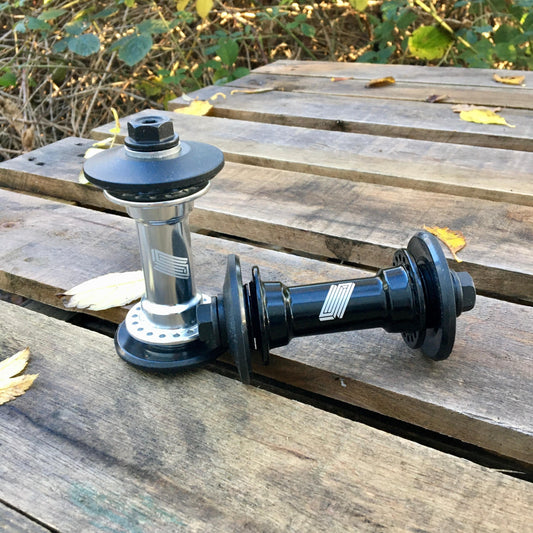 United BMX Parts United Supreme Female Front Hub with Guards