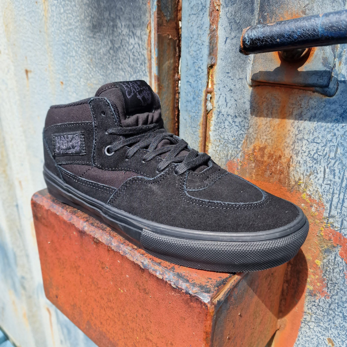 Vans Clothing & Shoes Vans Skate Half Cab Shoes Black / Black